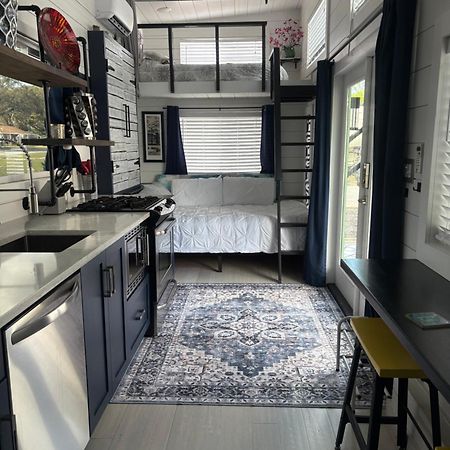 Villa Pet Friendly, Modern Tiny House In Vibrant Clermont Extérieur photo