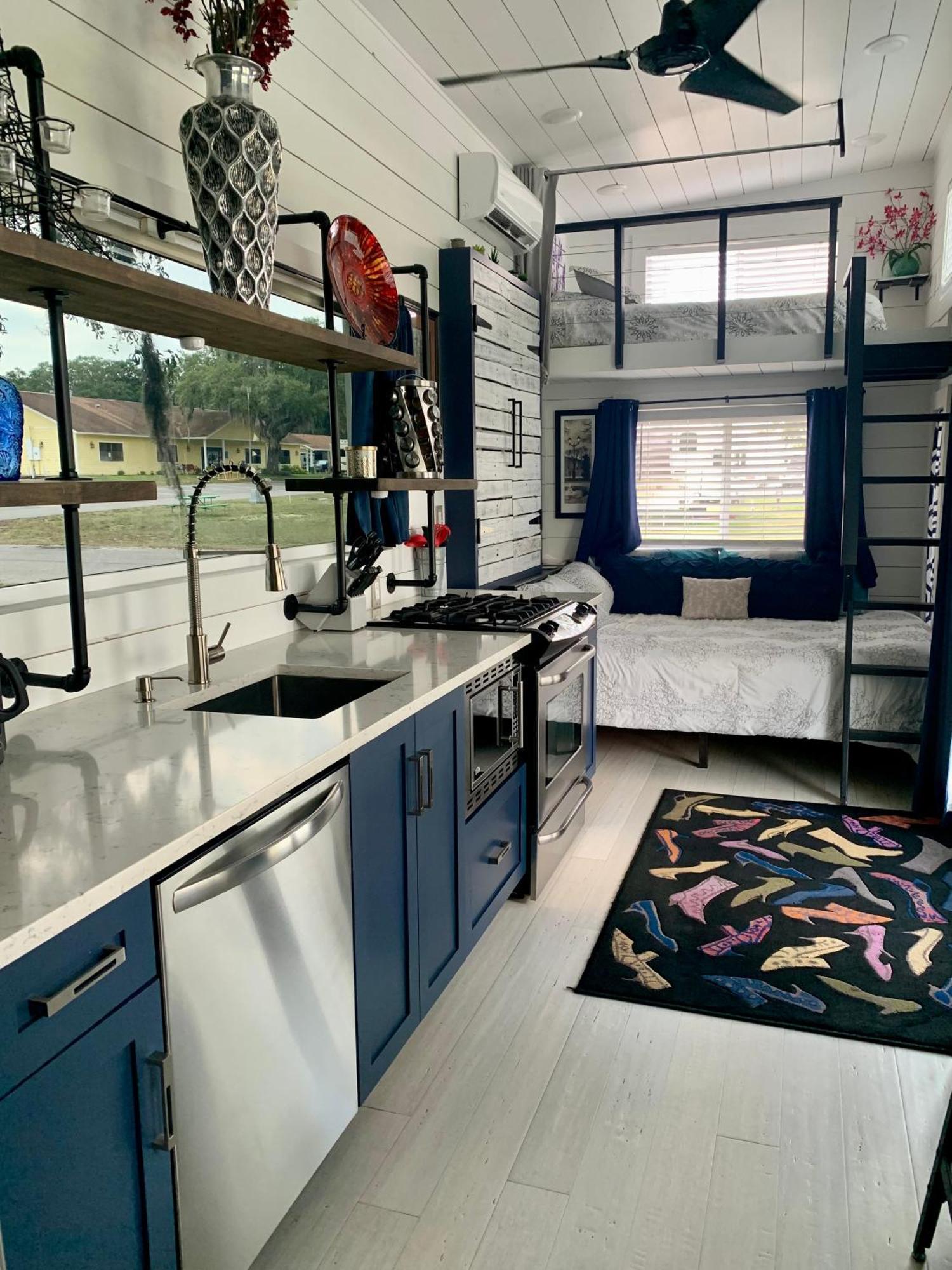 Villa Pet Friendly, Modern Tiny House In Vibrant Clermont Extérieur photo