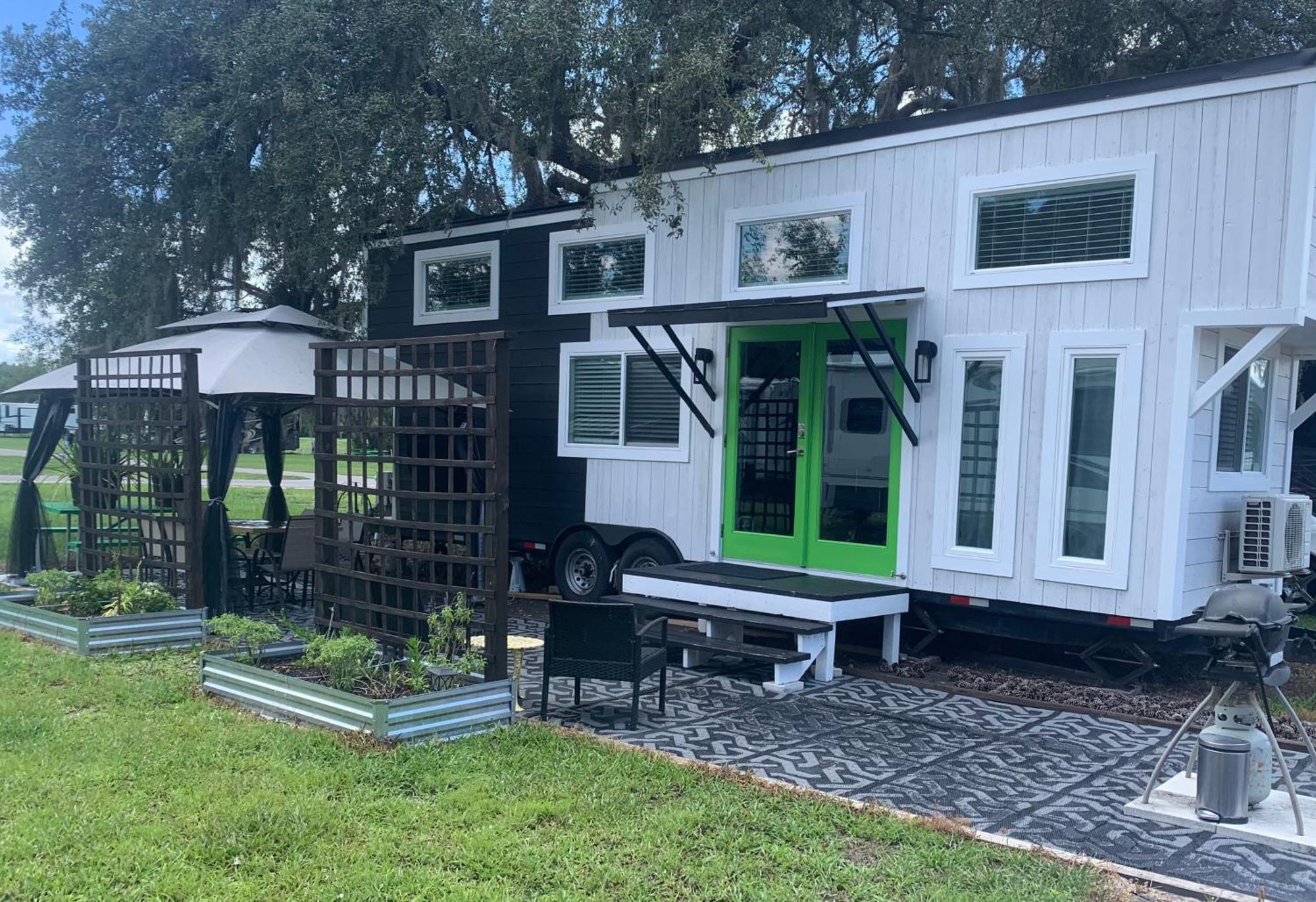 Villa Pet Friendly, Modern Tiny House In Vibrant Clermont Extérieur photo